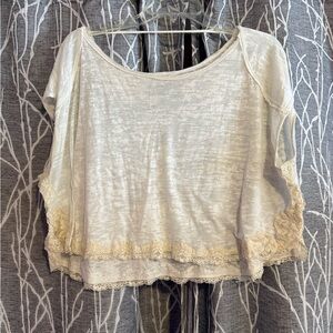 We The Free Women’s Sheer Top size Large